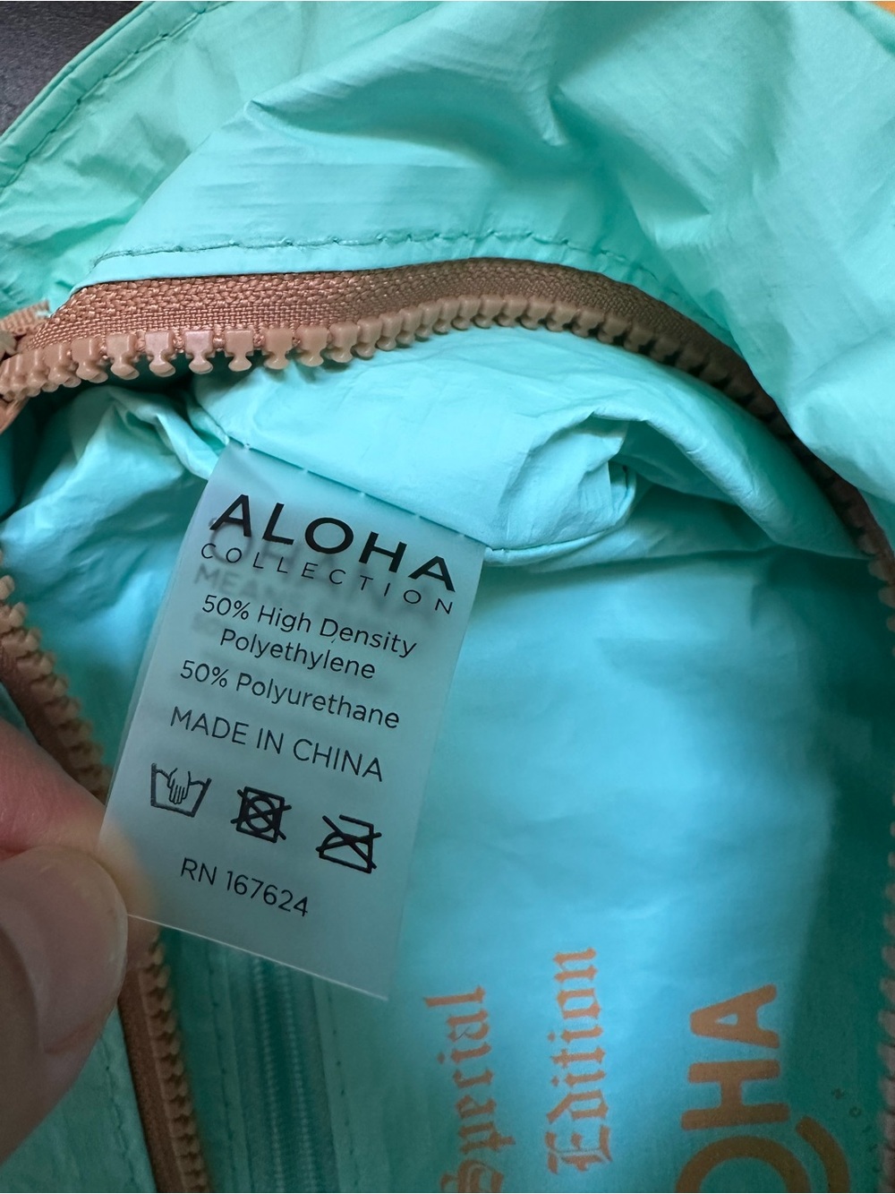 ALOHA Collection Turquoise Tote with Orange Floral Motif - Picture 10 of 13